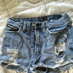 Abercrombie & Fitch mom short